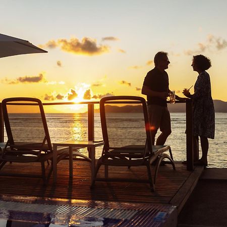 Le Nautique Waterfront Hotel La Digue Luaran gambar